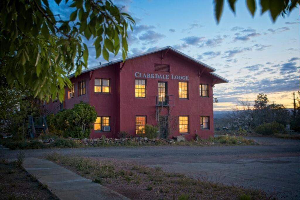 The Clarkdale Lodge エクステリア 写真